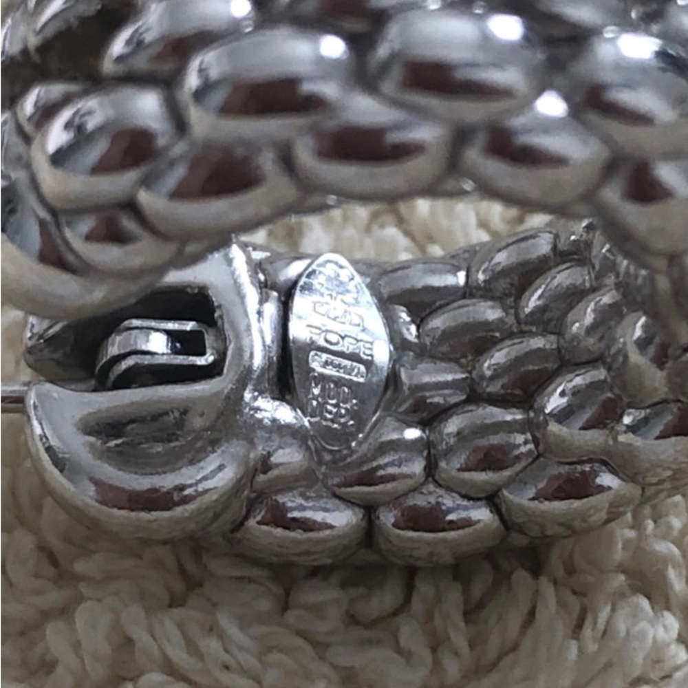 Chic Textured Fope white gold earrings - Picture 5 of 7
